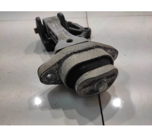 Опора двигателя (задняя)