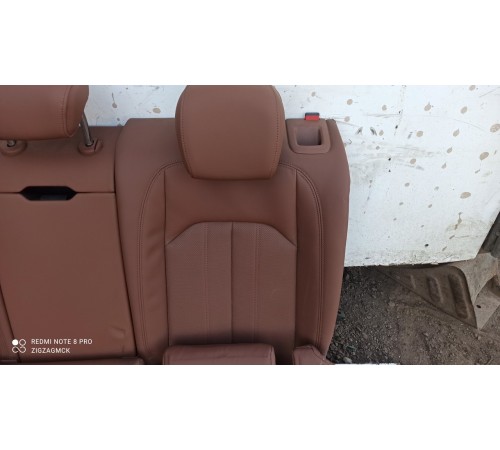 Задний ряд сидений