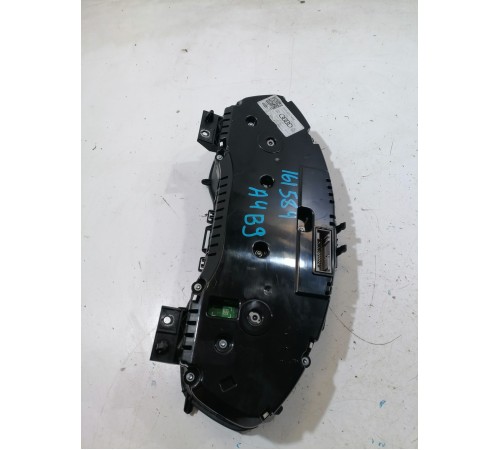 Панель приборов