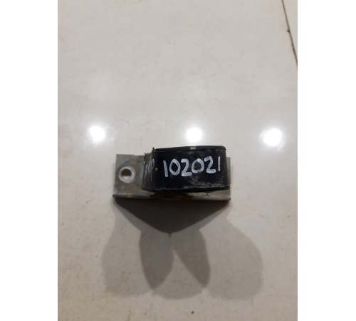 Подвес системы выхлопа задний правый