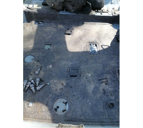 Ниша запасного колеса, багажника