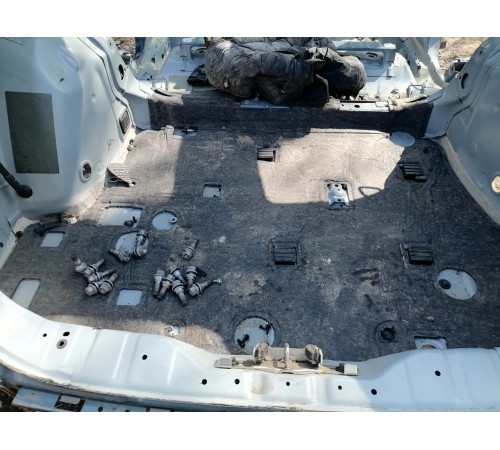 Ниша запасного колеса, багажника