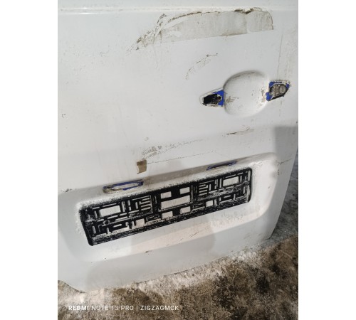 Дверь багажника левая