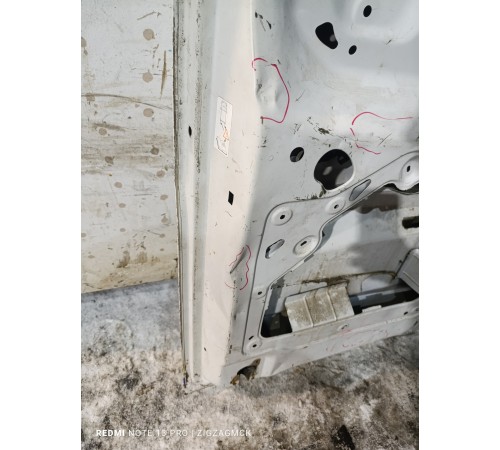 Дверь багажника левая
