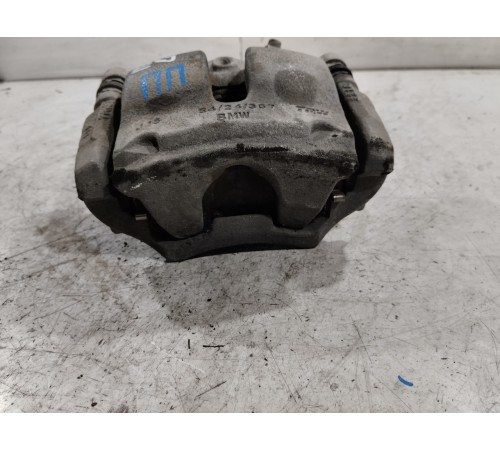 Суппорт передний правый