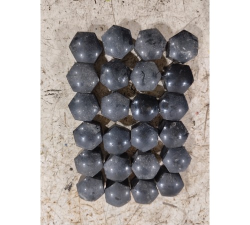 Комплект колесных колпачков 24 шт.