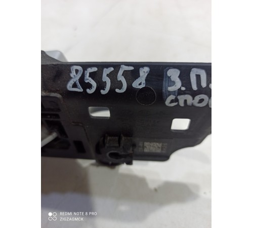 Ручка двери (задняя правая внутренняя)