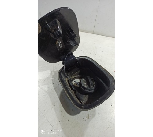 Лючок бензобака