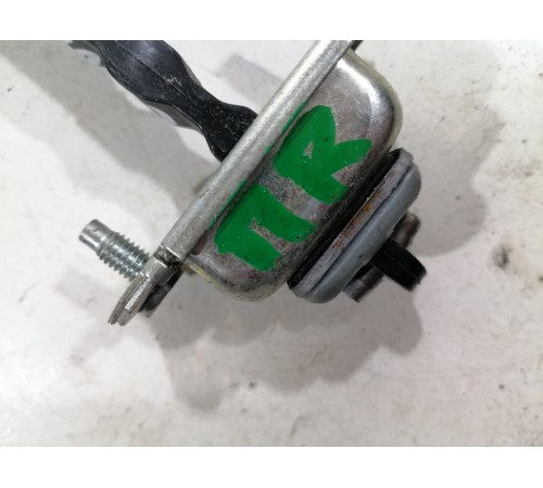 Ограничитель двери передний