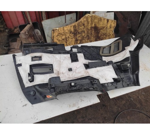 Обшивка багажника(левая)