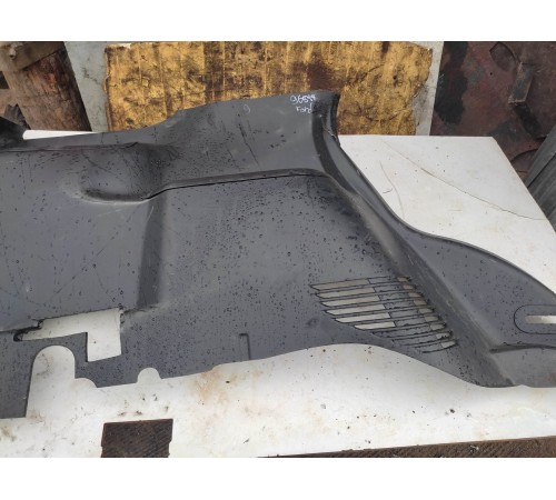 Обшивка багажника(левая)