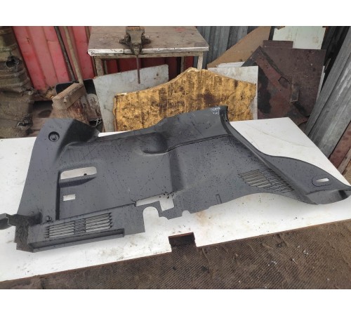 Обшивка багажника(левая)