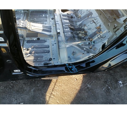 Порог левый с центральной стойкой