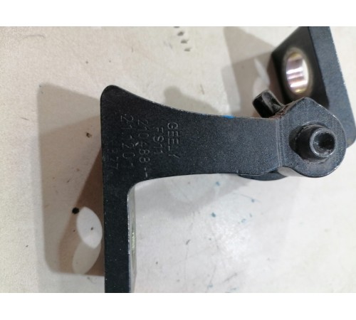 Петля двери задняя правая верхняя