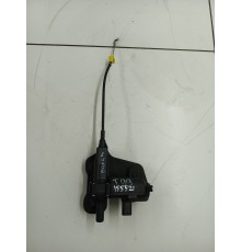 Доводчик крышки багажника