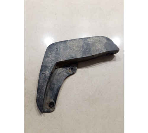 Брызговик(передний правый)