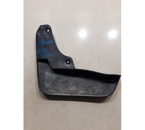 Брызговик(передний правый)