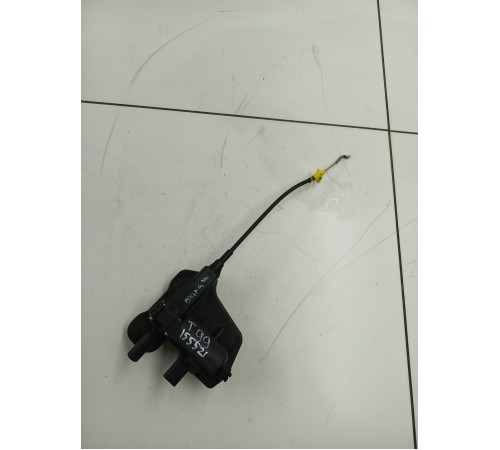 Доводчик крышки багажника