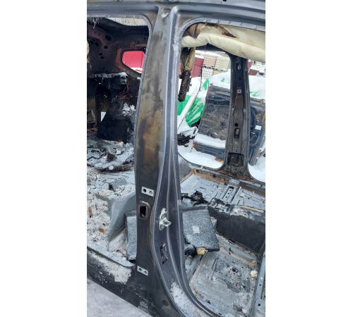 Порог со стойкой(правый)