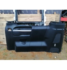 Обшивка багажника правая