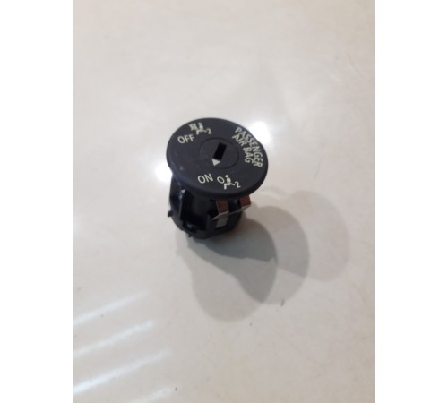 Выключатель подушки безопасности