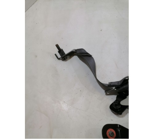 Ремень безопасности задний левый