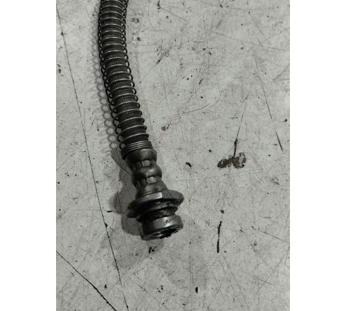 Тормозной шланг(передний правый)