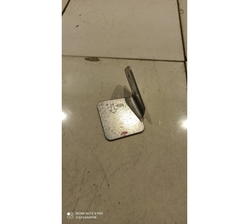 Кронштейн(крепление) консоли правый