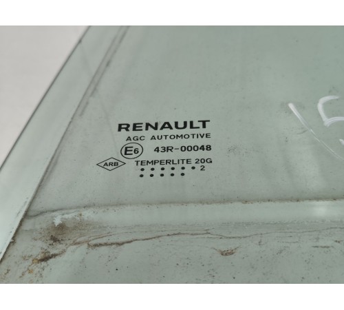 Стекло двери заднее левое