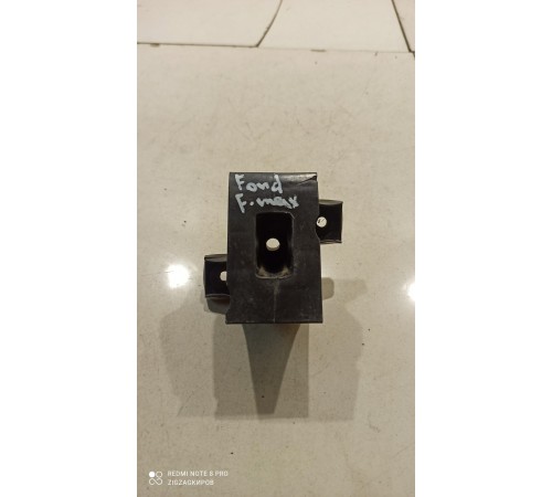 Кронштейн(крепление) испарителя слива кондиционера