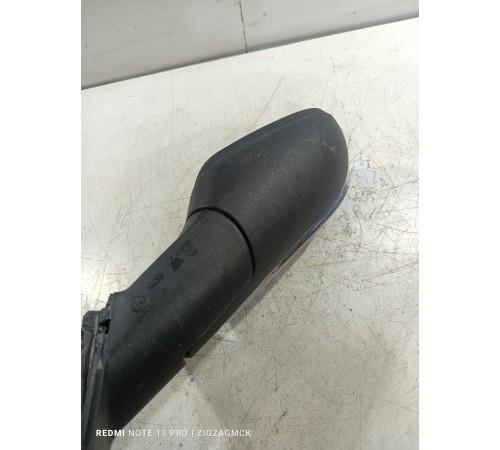 Зеркало заднего вида правое