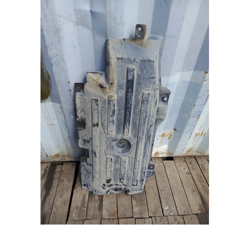 Защита антигравийная правая