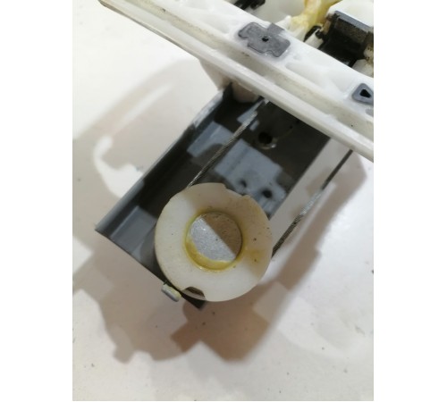 Стеклоподъемник задний правый