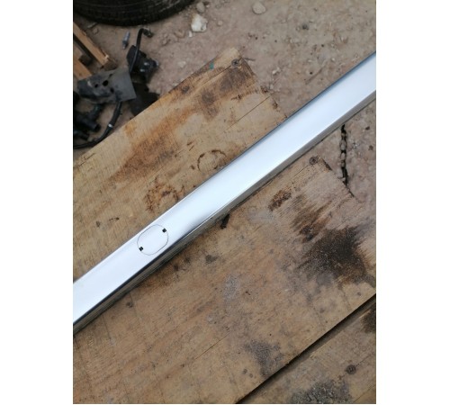 Рейлинг крыши левый