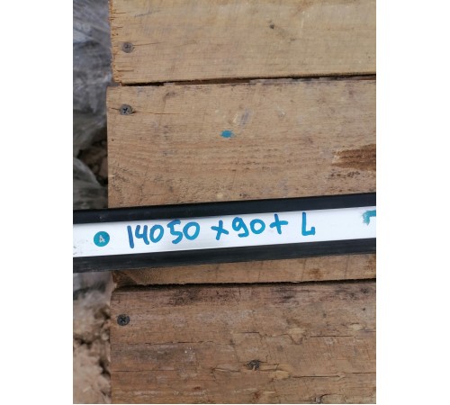 Рейлинг крыши левый