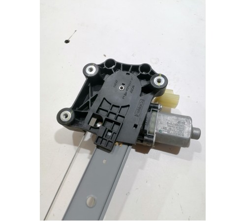 Стеклоподъемник задний правый