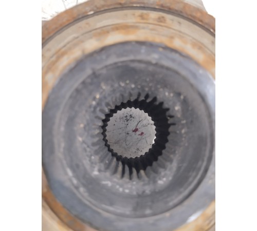 Ступица задняя левая