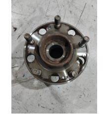 Ступица задняя левая