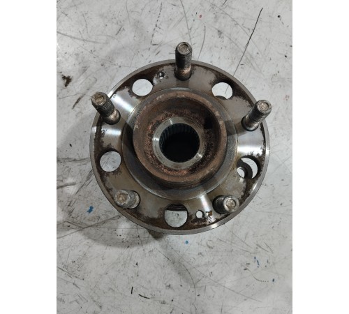 Ступица задняя левая