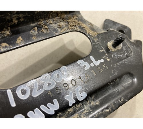 Кронштейн(крепление) кузова задний левый