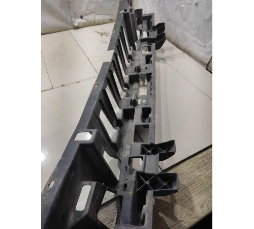 Накладка усилителя заднего бампера