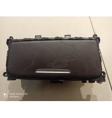 Подстаканник центральной консоли