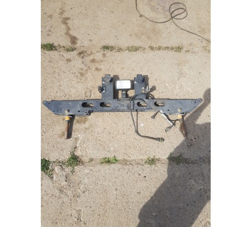 Качель кабины задняя