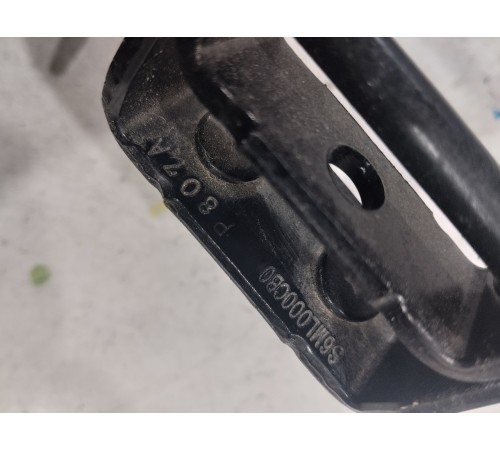 Комплект петель крышки багажника 2 шт.