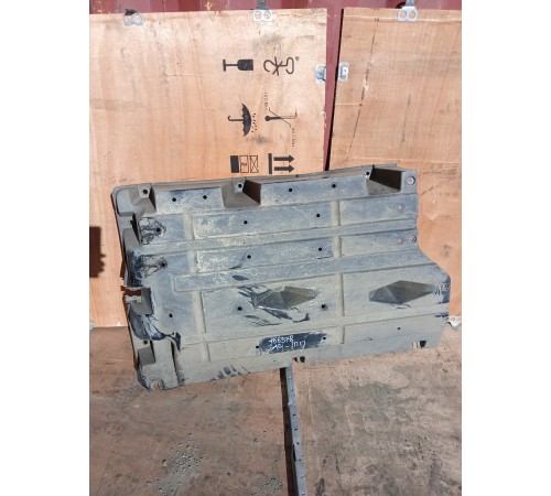 Защита антигравийная правая