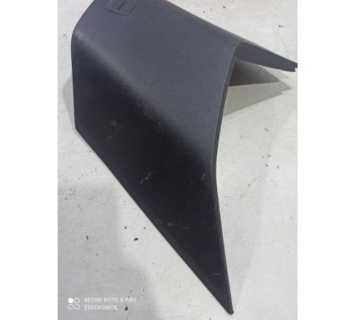 Обшивка центральной стойки левая