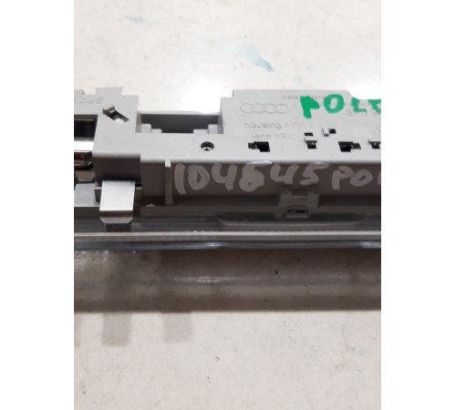 Плафон внутреннего освещения салона