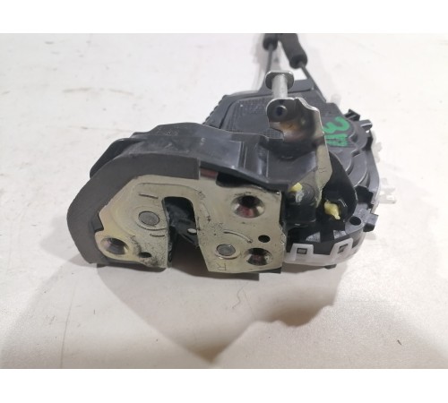 Замок двери задний правый