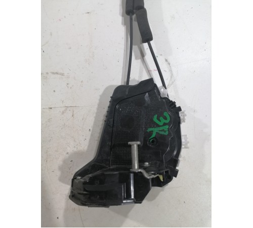 Замок двери задний правый