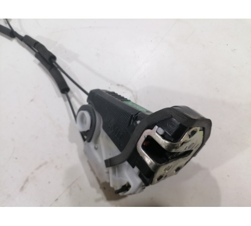 Замок двери задний правый